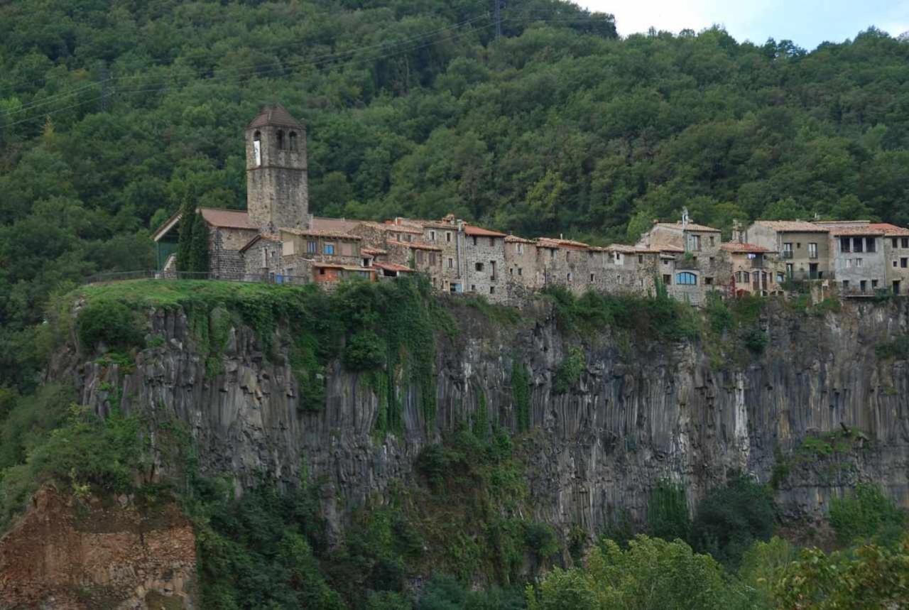 Ca Lesperrucat Acogedora Casa De Pueblo Tranquila Y Bien Comunicada Villa Argelaguer Exterior photo